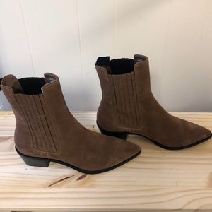H and m real suede boots